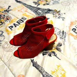 Vince Camuto Red peep toe heels